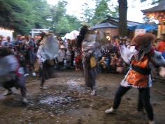 穴澤天神社　獅子舞